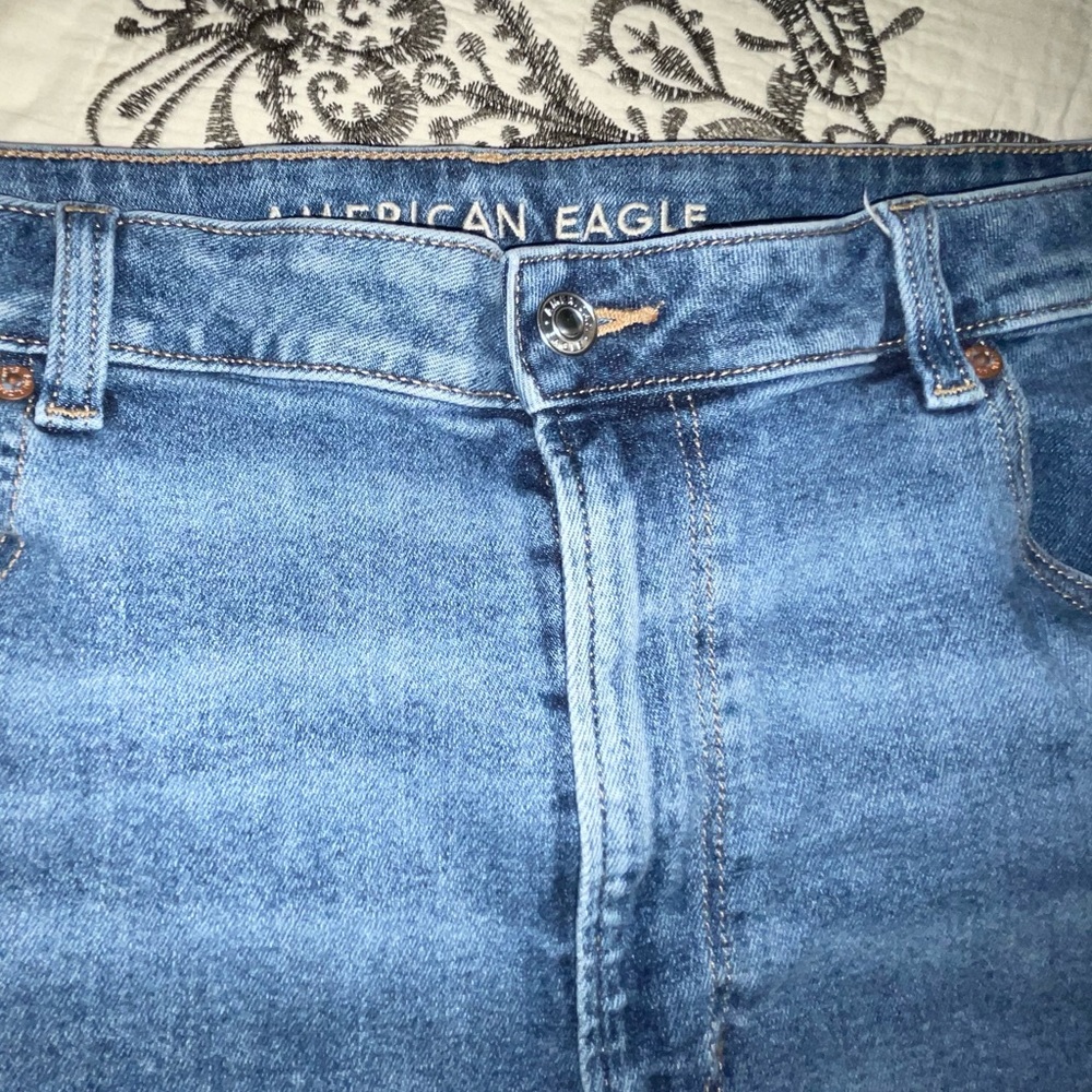 American Eagle Mom Jeans Size 18